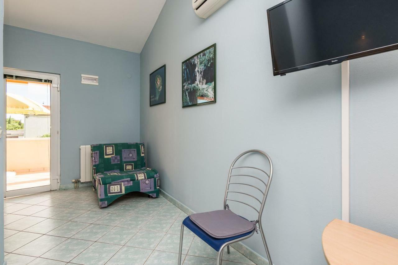 זאטון Apartmani Albi מראה חיצוני תמונה